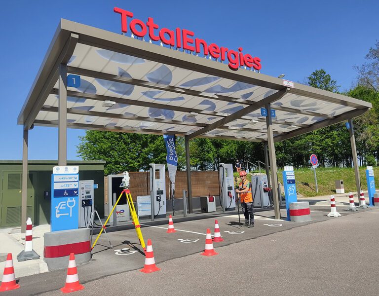 IRVE - ENR - Bornes De Recharges - Ombrières Photovoltaïque
